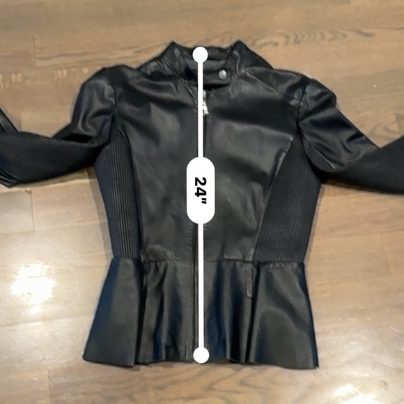 Sportmax Code
Pre-owned
Faux leather jacket - black size Small S D - Picture 5 of 5